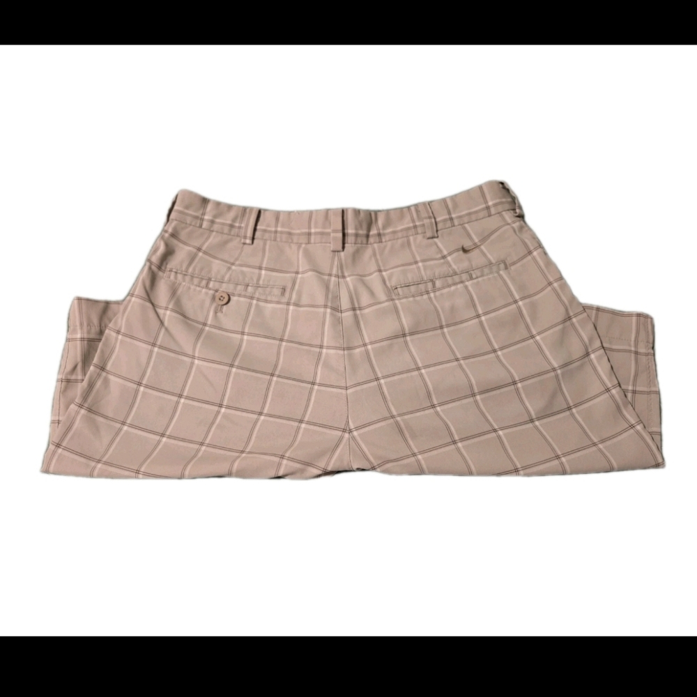 Nike Men's Golf Casual Dress Gray Plaid  Lightweight Shorts Size 32 - Picture 9 of 9